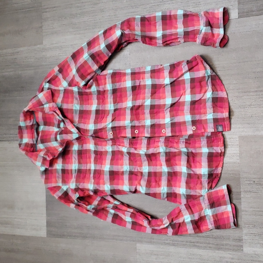 The North Face shirt